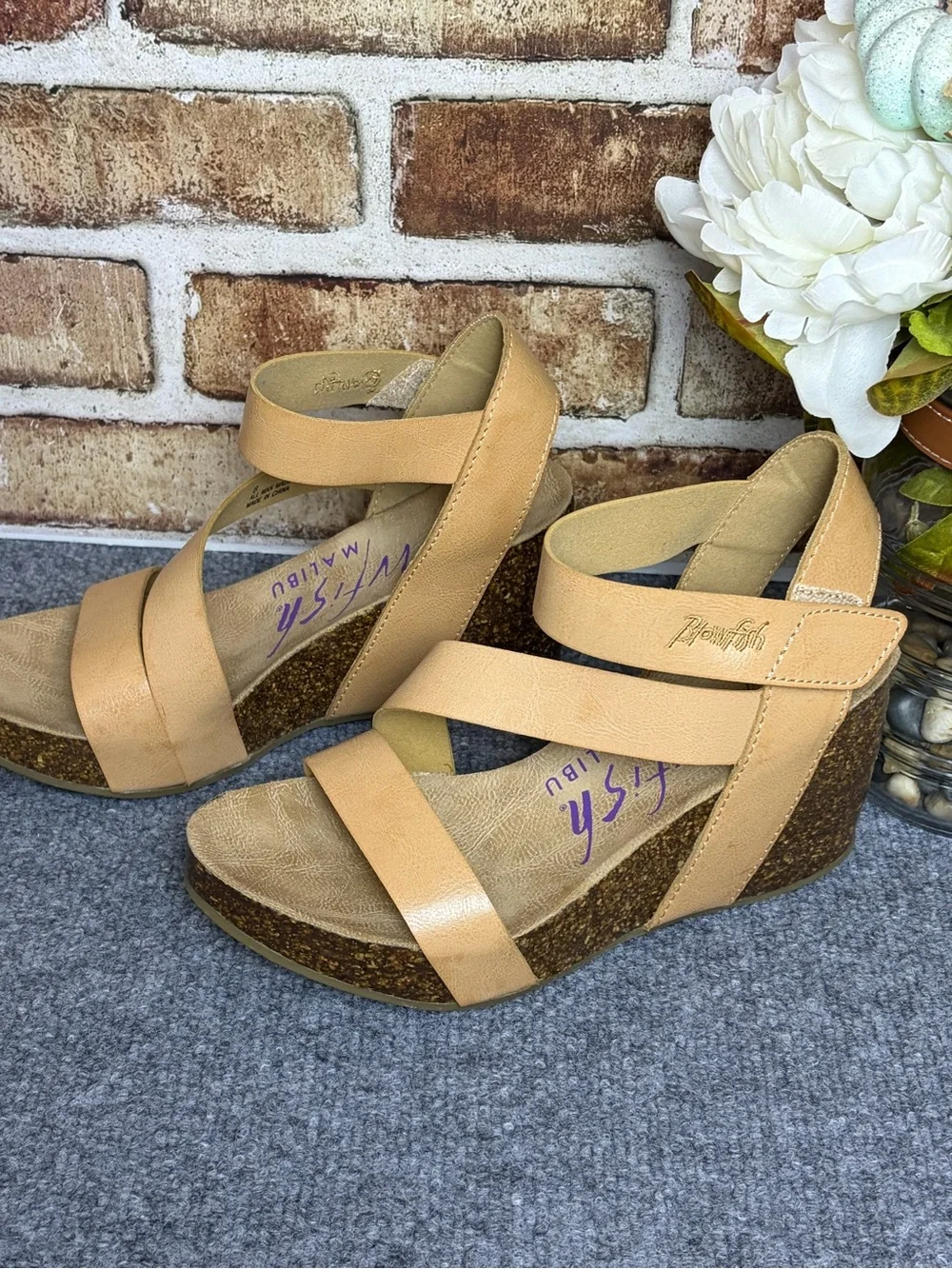 Blowfish Malibu Hapuku Tan Cork Wedges Sandals Strappy EUC | Size 8
